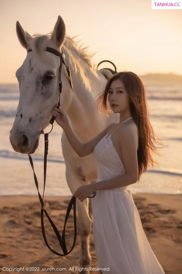 尹甜甜  [XiuRen]高清写真图 2022.01.11 No.4448 尹甜甜第8张图片